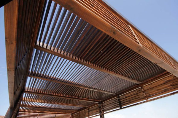 Pergola maison bioclimatique