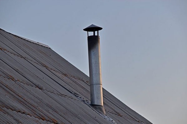 L’installation du conduit d’évacuation des fumées