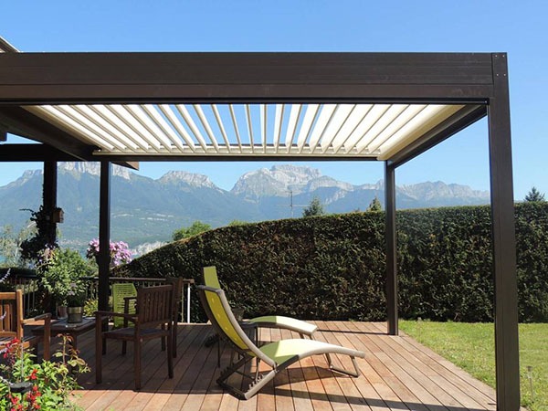 Pergola bioclimatique